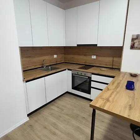Apartamento Nikkis 2 *