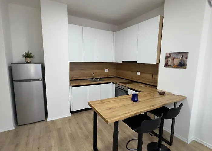 Nikkis 2 Apartamento